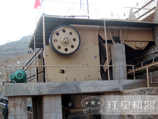 顎式破碎機(jī)