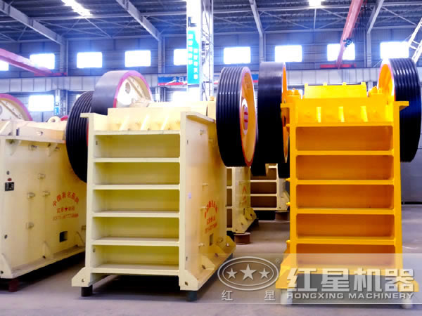 石頭顎式破碎機(jī)