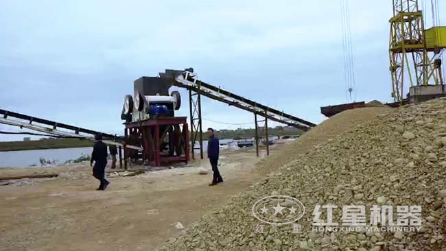 顎式細破碎機是用于粗破之后的第二道加工工序的破碎機