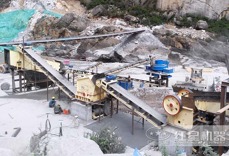 顎式破碎機+反擊式破碎機+立軸沖擊破碎機系統