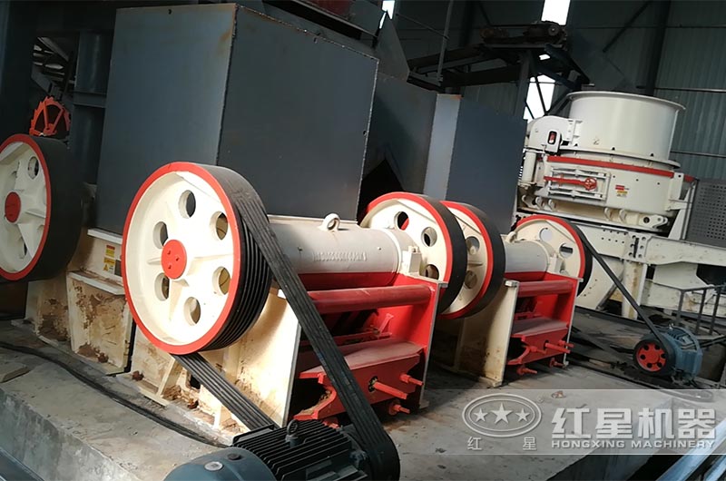 小型砂石生產線用細顎破碎機